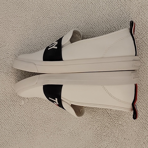 Tommy Hilfiger slip on shoes - Picture 4 of 8